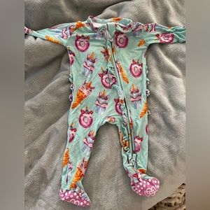 Little bum bums, unicone newborn footie
